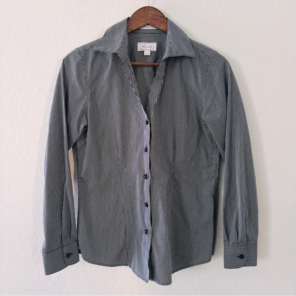 Foxcroft Women’s Black and White Button Down Shirt Size Small Wrinkle Free